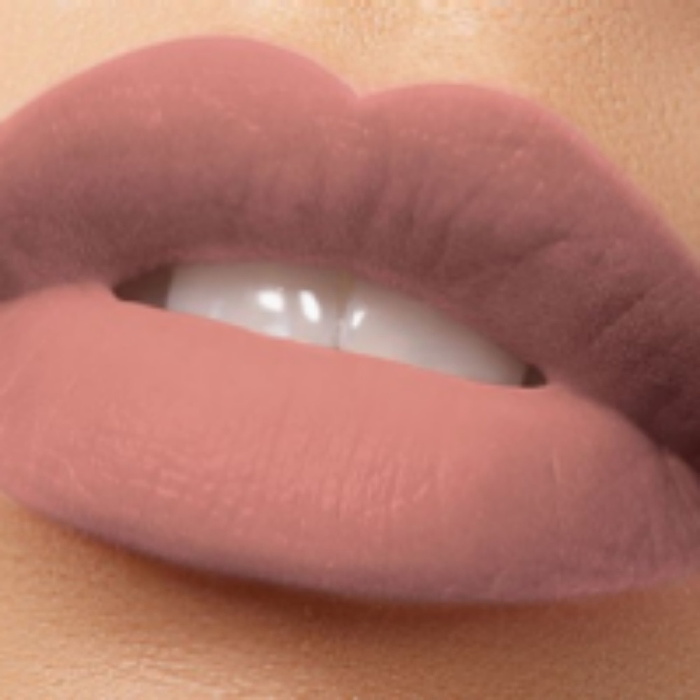 Lipstick_ persistente - Picture 3 of 3